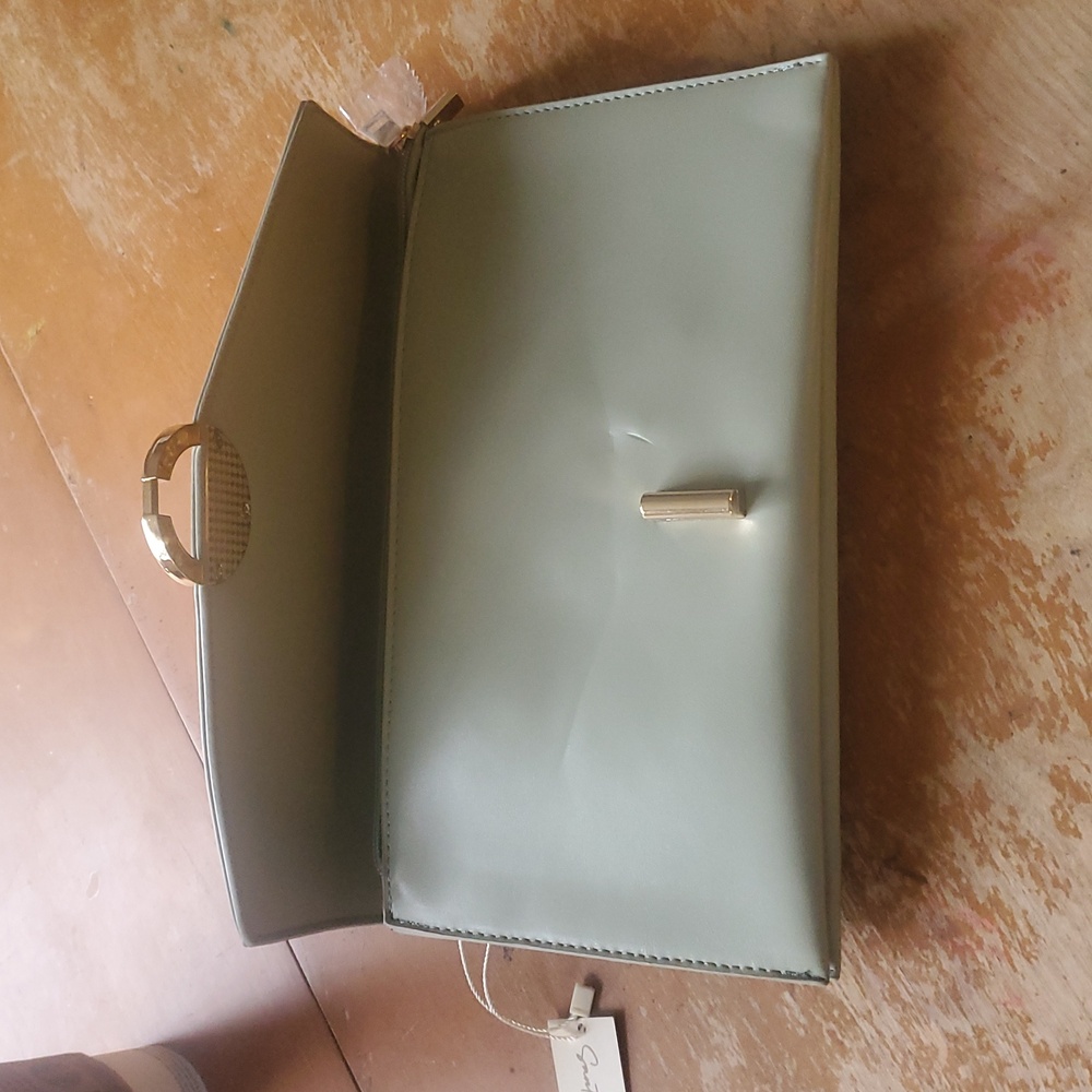 Santa Monica clutch nwt - Picture 7 of 9